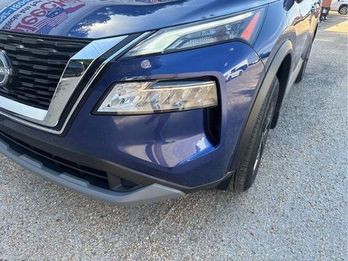 Used 2023 Nissan Rogue SV AWD/4WD image 10
