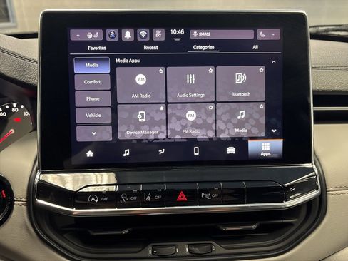 Used 2022 Jeep Compass Limited image 29