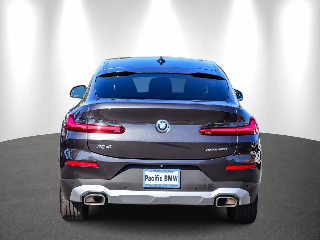 Used 2025 BMW X4 xDrive30i w/ Premium Package AWD/4WD image 5