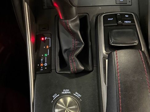 Used 2019 Lexus IS 300 AWD image 41