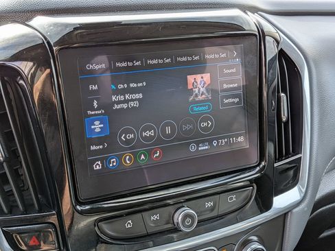 Used 2021 Chevrolet Traverse LT w/ LT Premium Package image 22