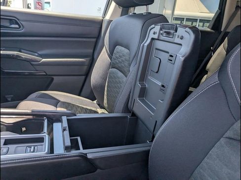 Used 2023 Nissan Pathfinder SV FWD image 20