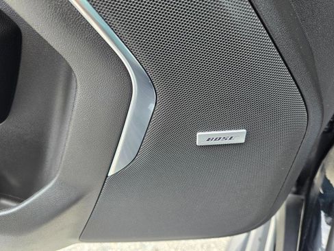 Used 2021 Chevrolet Suburban High Country image 27