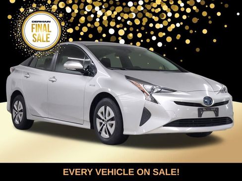 Used 2018 Toyota Prius Two image 4