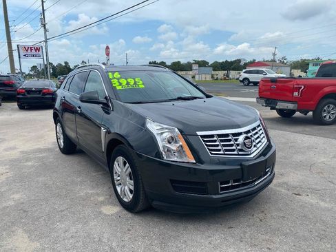 Used 2016 Cadillac SRX Luxury FWD image 5
