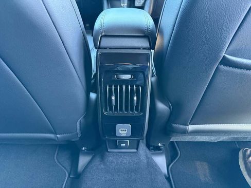 New 2026 Jeep Compass Limited image 23