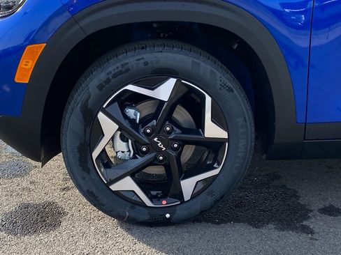 New 2026 Kia Seltos S FWD image 31