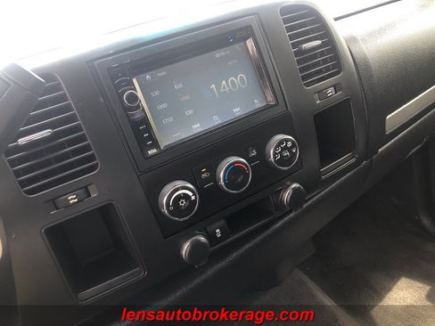 Used 2013 Chevrolet Silverado 1500 LT image 13