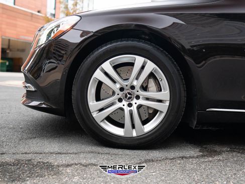 Used 2018 Mercedes-Benz S 560 Sedan image 9