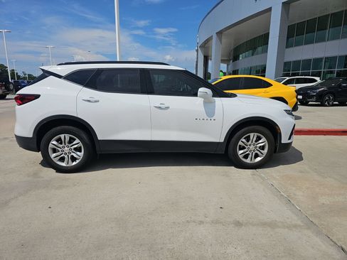 Used 2020 Chevrolet Blazer LT FWD image 4