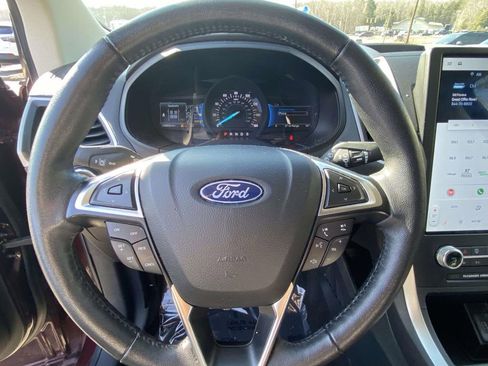 Used 2024 Ford Edge SEL image 18