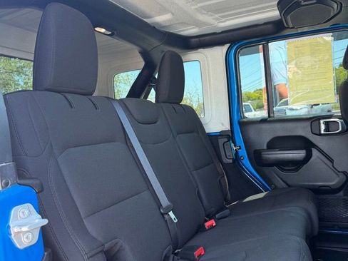 Used 2023 Jeep Wrangler Unlimited Sport AWD/4WD image 12