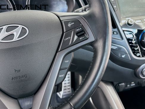 Used 2015 Hyundai Veloster Turbo image 17