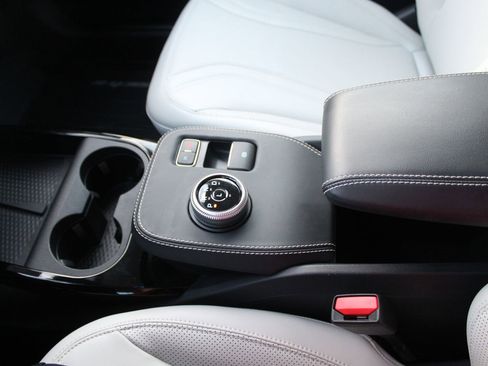 Used 2023 Ford Mustang Mach-E Premium image 29