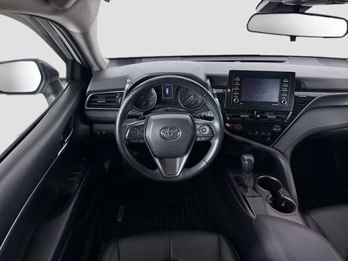 Certified 2021 Toyota Camry SE image 15