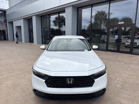 Used 2023 Honda Accord LX image 8