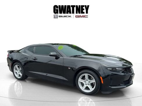 Used 2024 Chevrolet Camaro LT RWD image 1