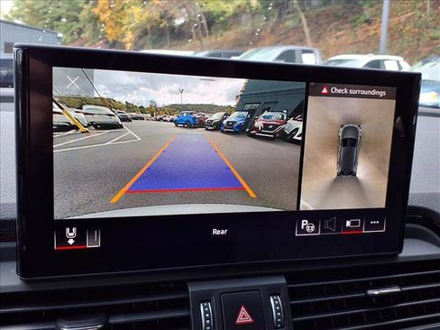 Used 2021 Audi SQ5 Prestige w/ Prestige Package image 19