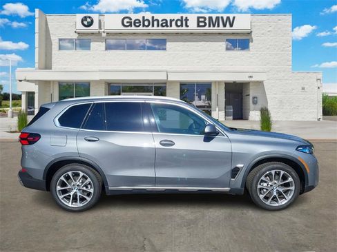 New 2026 BMW X5 xDrive40i w/ Climate Comfort Package image 4