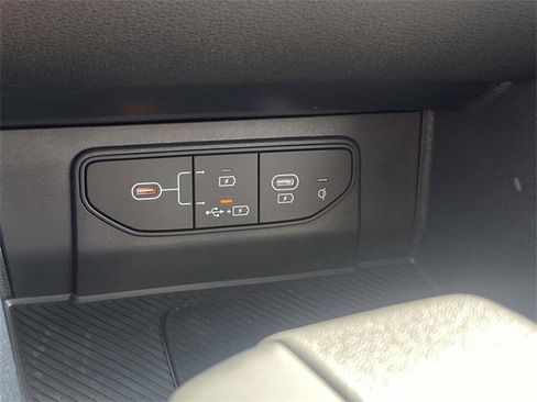 New 2026 Kia Sportage EX image 19