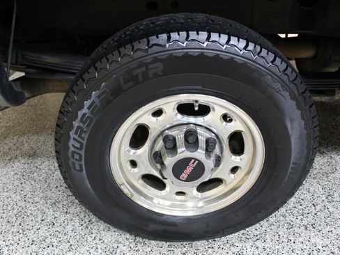 Used 2006 GMC Sierra 2500 SLT w/ Onstar Plus Package image 24