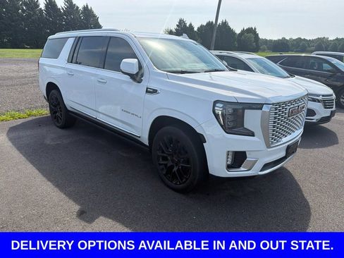 Used 2022 GMC Yukon XL Denali AWD/4WD image 6