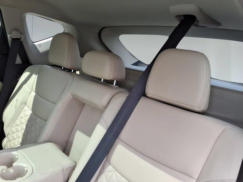 Used 2021 Nissan Murano Platinum w/ Cargo Package FWD image 12
