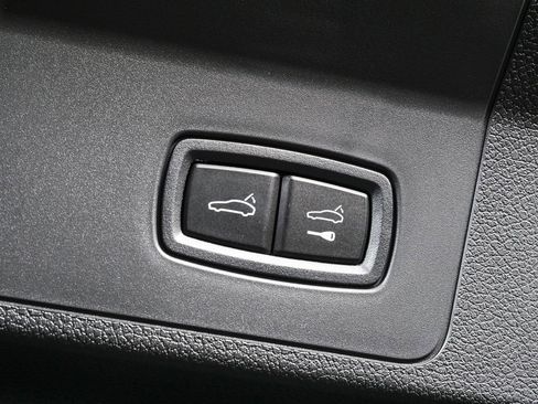 New 2026 Porsche Panamera 4 E-Hybrid image 33