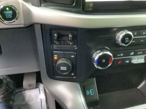 Used 2022 Ford F150 XLT w/ Equipment Group 302A High AWD/4WD image 18