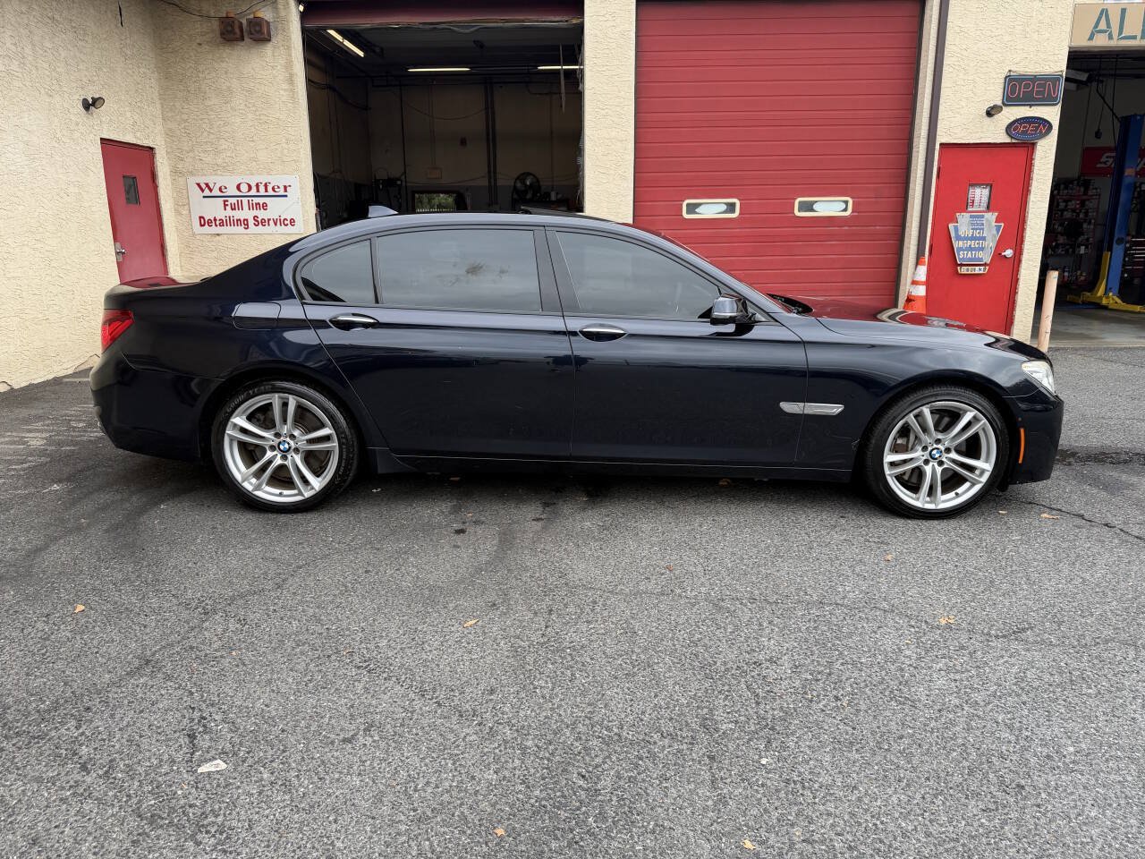 Used 2014 BMW 750Li RWD image 7