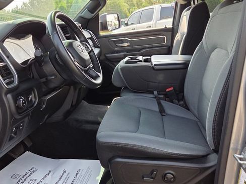 Used 2022 RAM 1500 Big Horn RWD image 5