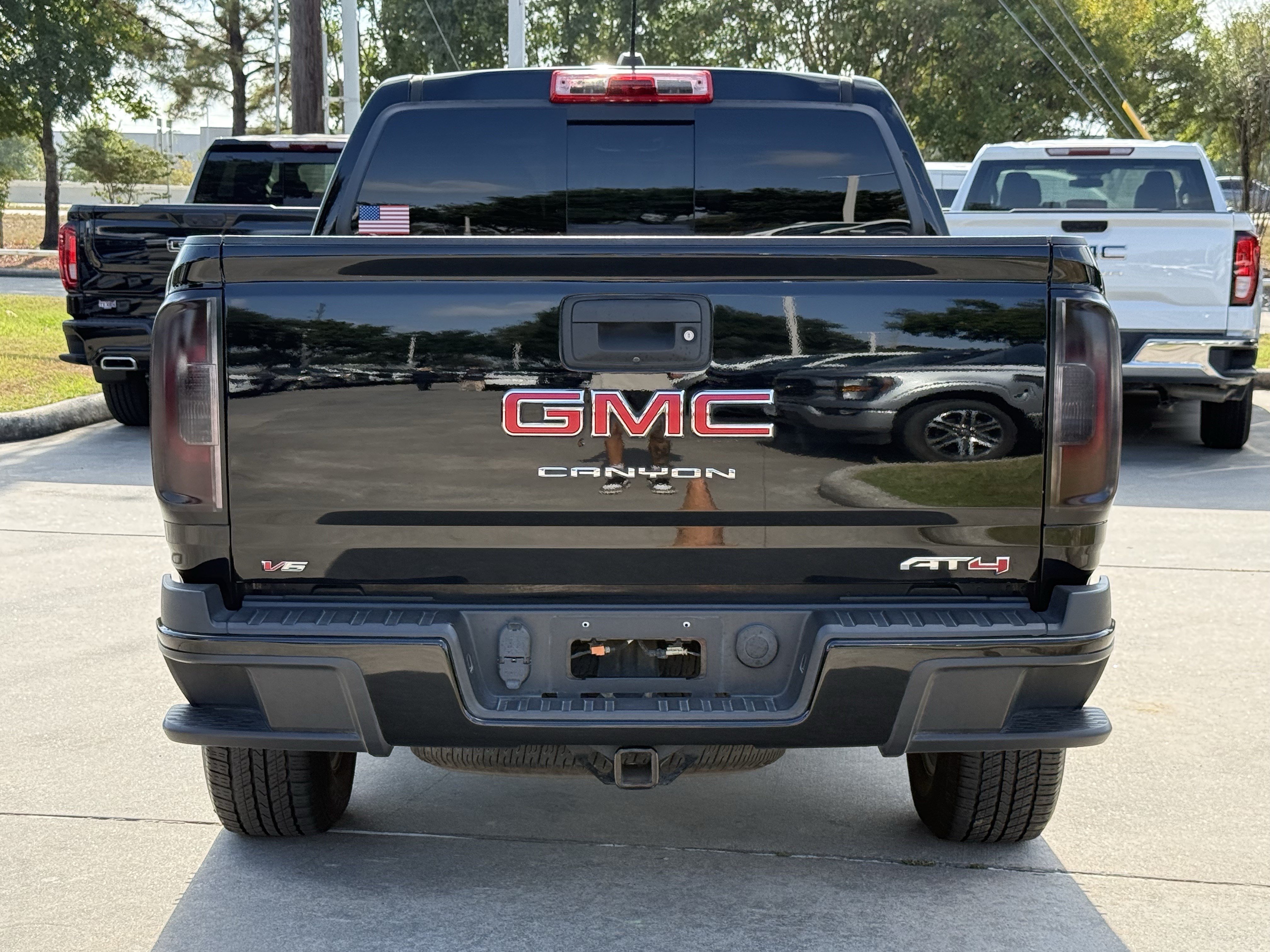 Used 2021 GMC Canyon AT4 w/ Trailering Package AWD/4WD image 6
