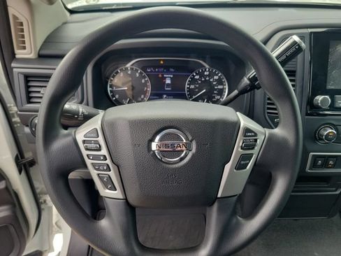 Used 2021 Nissan Titan S w/ S Utility Package RWD image 16