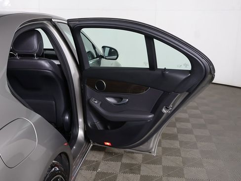 Used 2019 Mercedes-Benz C 300 Sedan w/ Premium Package image 21
