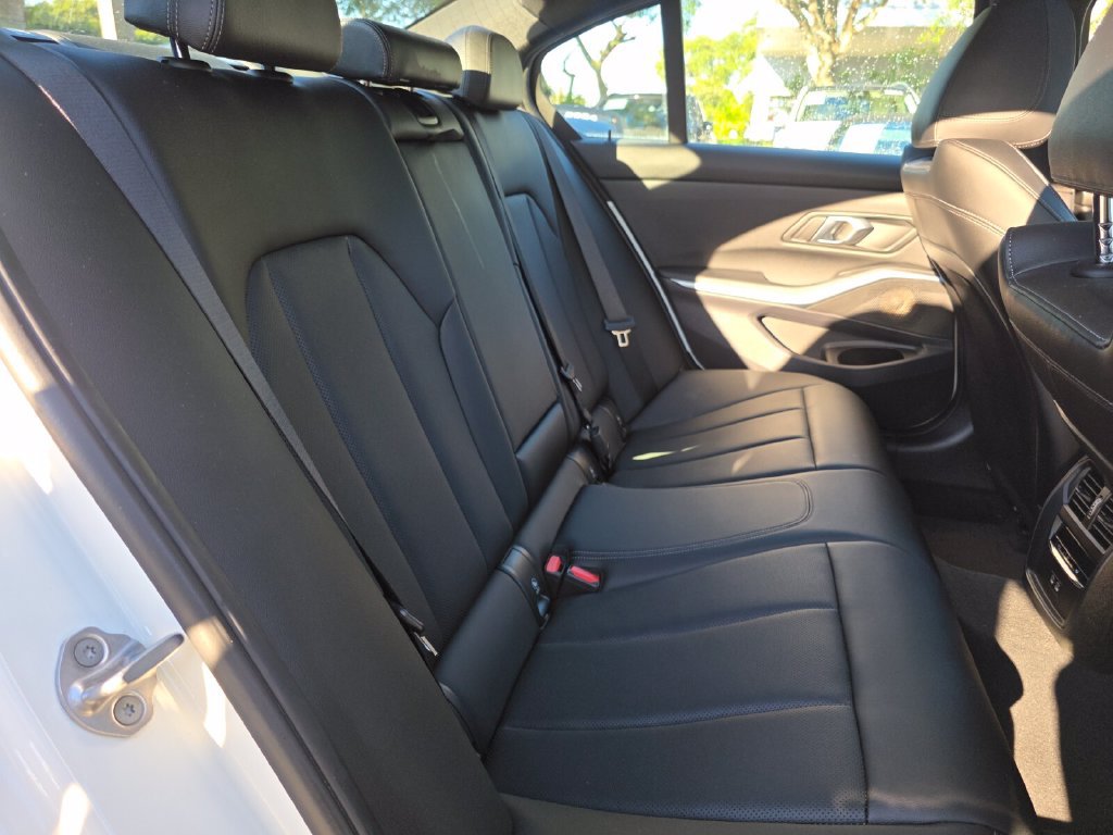 Certified 2024 BMW 330i Sedan w/ Convenience Package RWD image 24