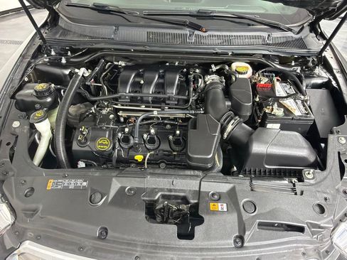 Used 2019 Ford Taurus SEL w/ Equipment Group 201A AWD/4WD image 23