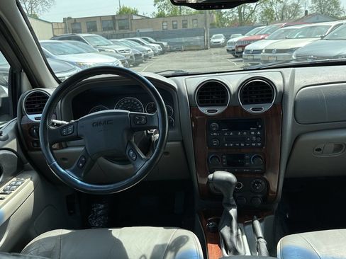 Used 2003 GMC Envoy XL SLT image 15