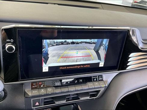 Used 2025 Toyota Camry XSE image 13