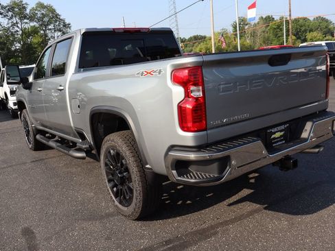 New 2026 Chevrolet Silverado 2500 LT w/ All Star Edition AWD/4WD image 3