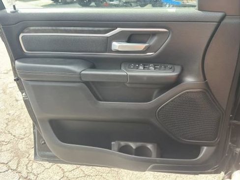 Used 2020 RAM 1500 Big Horn AWD/4WD image 16
