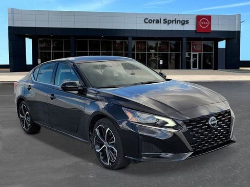 New 2026 Nissan Altima 2.5 SR FWD image 7