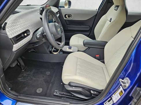 Certified 2025 MINI Cooper S image 16