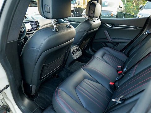 Used 2022 Maserati Ghibli Modena Q4 image 25