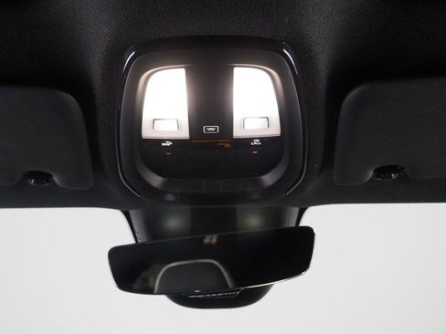 Used 2022 Volvo C40 P8 Recharge Ultimate image 68