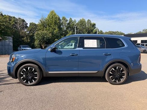 Certified 2025 Kia Telluride SX Prestige AWD/4WD image 2
