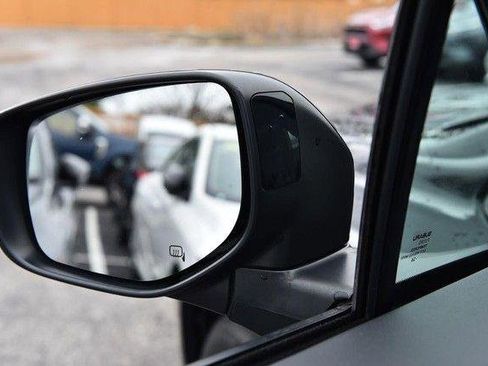 Used 2025 Subaru Outback Onyx Edition image 11