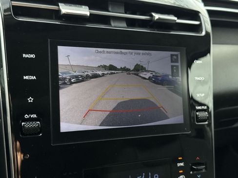 Certified 2023 Hyundai Tucson SEL w/ Convenience Package AWD/4WD image 19