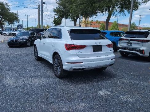 Used 2021 Audi Q3 2.0T Premium w/ Convenience Package AWD/4WD image 4