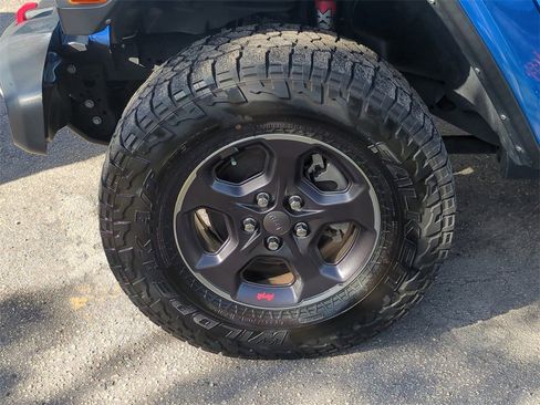 Certified 2022 Jeep Gladiator Rubicon w/ Trailer Tow Package image 11