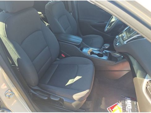 Used 2022 Chevrolet Malibu LT image 15